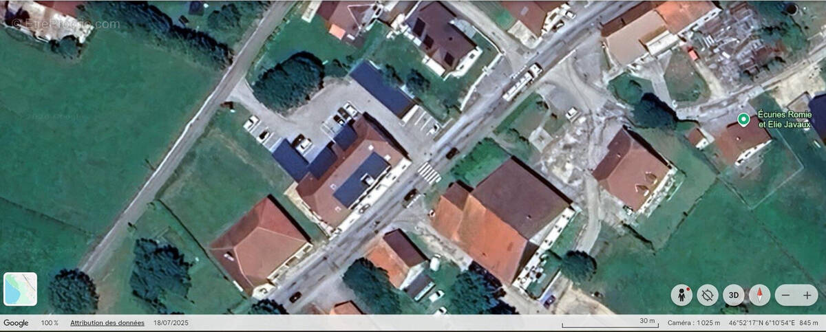 Parking à DOMPIERRE-LES-TILLEULS