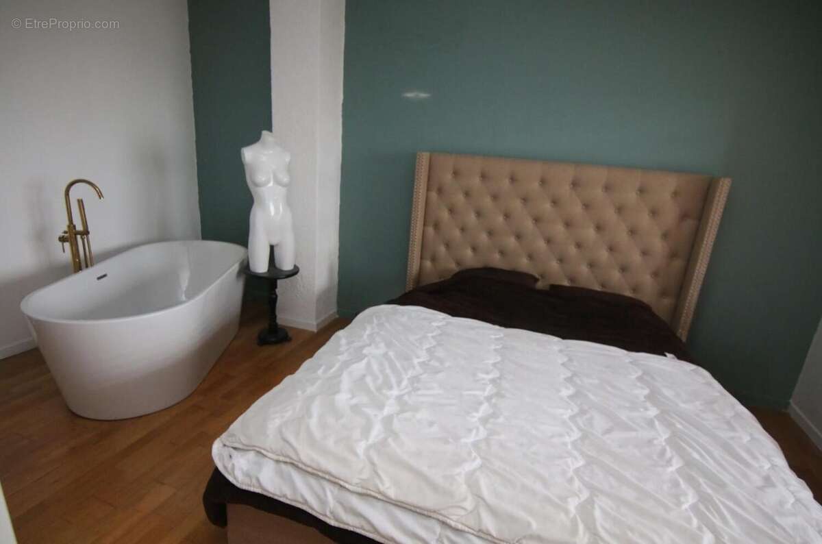 Maison à SEINGBOUSE