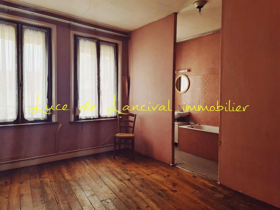 Photo 5 - Commerce à SAINT-GOBAIN