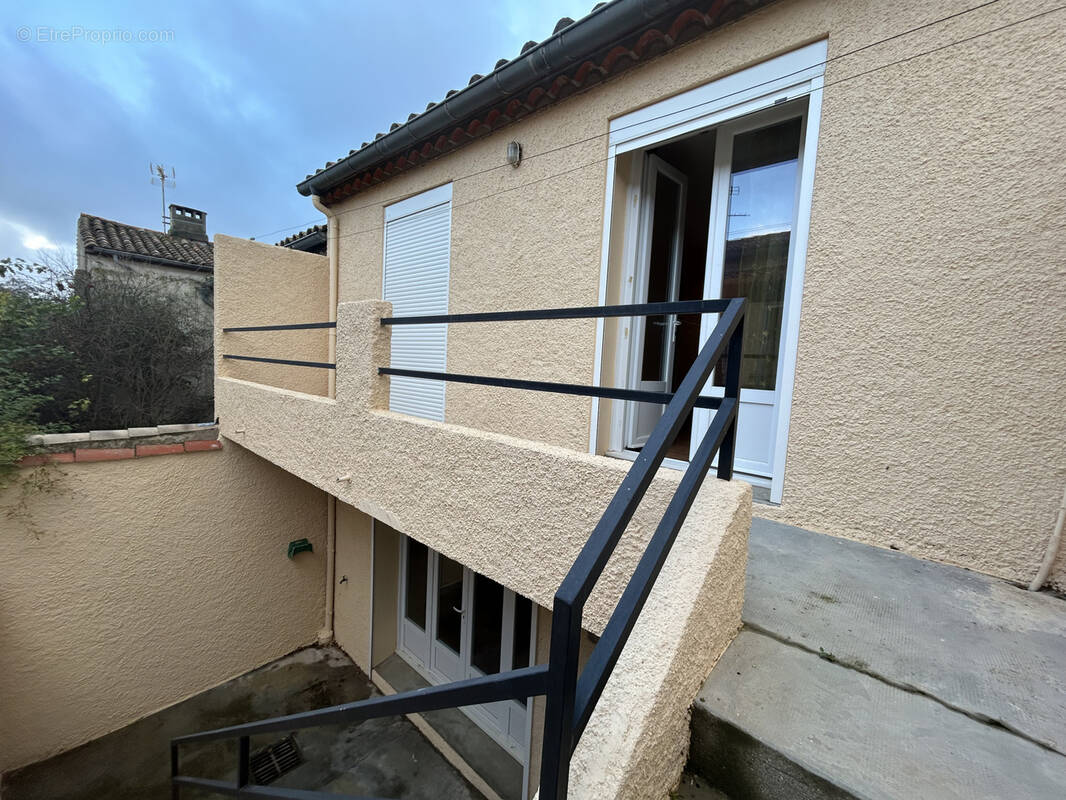 Maison à LEZIGNAN-CORBIERES