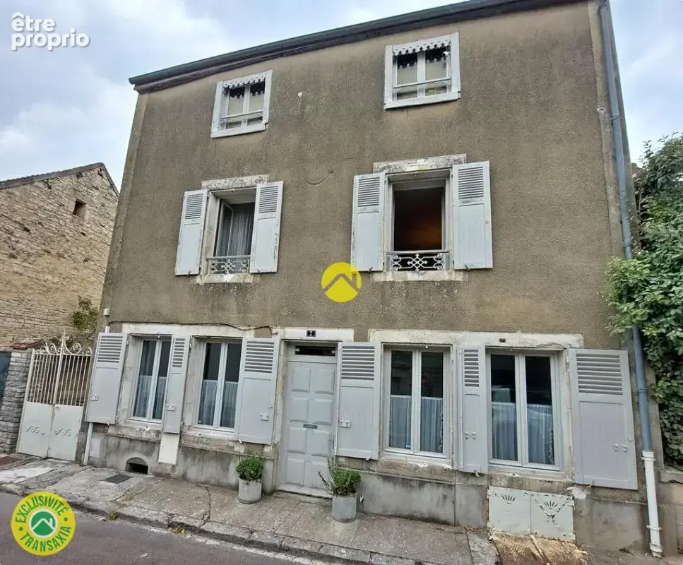 Maison à TANLAY