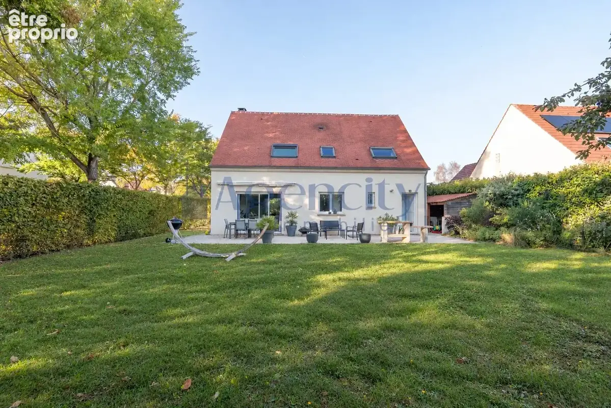 Maison 6 pièces 131 m² à vendre à Magny-Le-Hongre (77700) - photo 3
