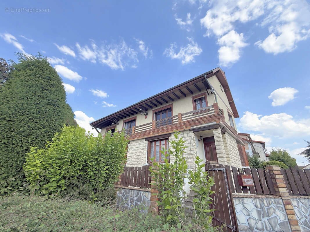 Maison à RUEIL-MALMAISON