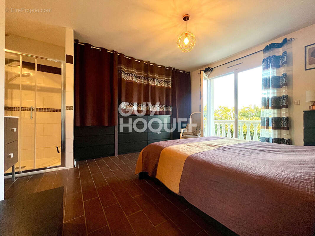 Maison à VIELLENAVE-D&#039;ARTHEZ