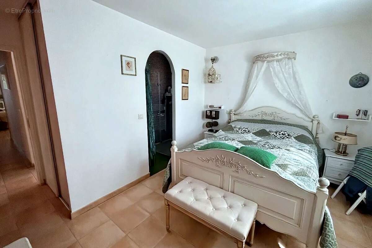 Maison à VILLEVEYRAC