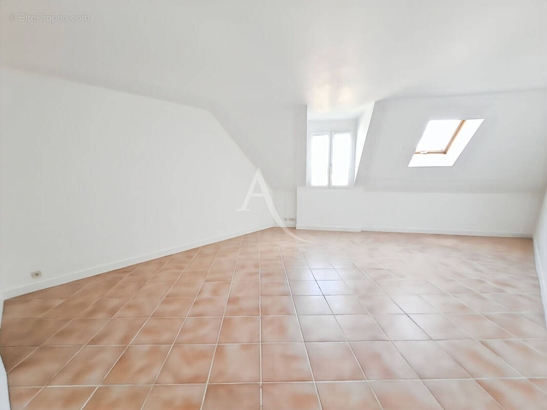 Appartement à MONTLHERY