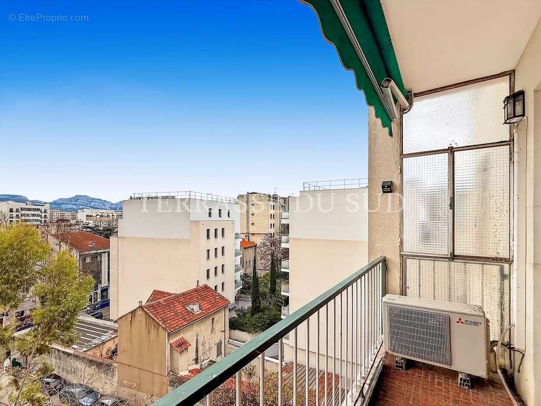 Appartement à MARSEILLE-8E