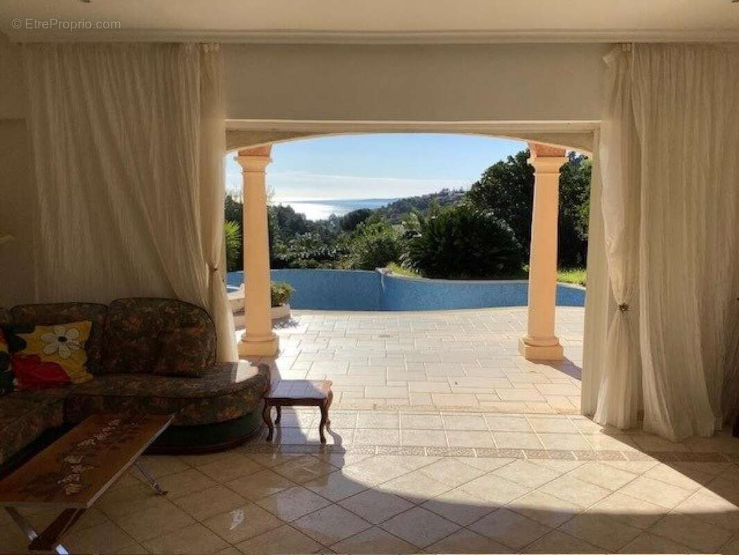 Photo 2 - Maison à LES ISSAMBRES