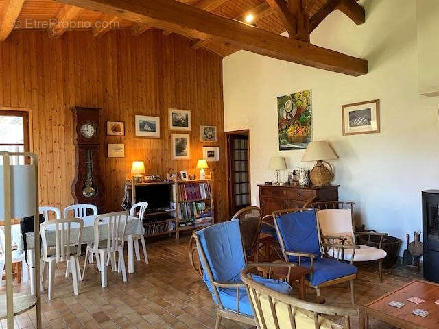 Maison à LE GRAND-VILLAGE-PLAGE