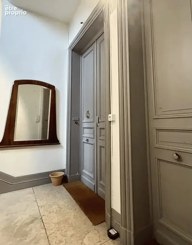 T4 de 129 m2 immeuble haussmannien bx-centre - photo 3