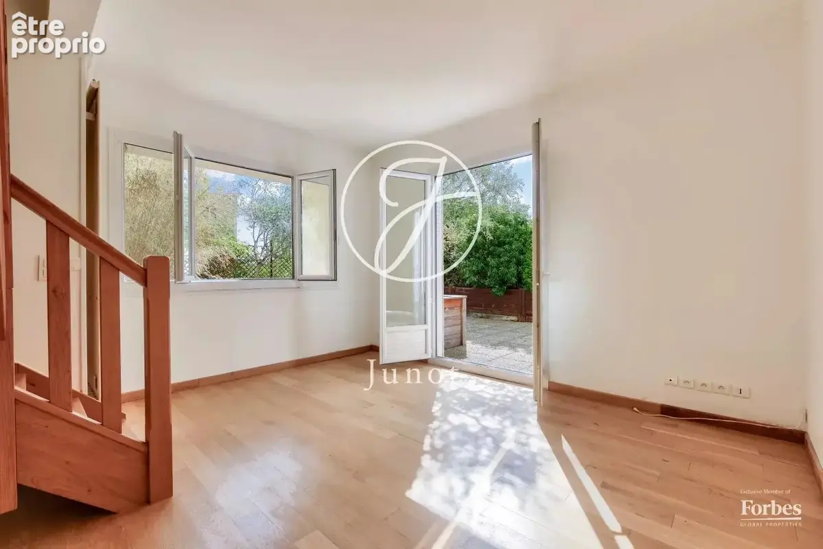 Saint-Cloud - VAL D'OR - Duplex 161.29m² - 4 chambres - Terrasses 120 m² - photo 11