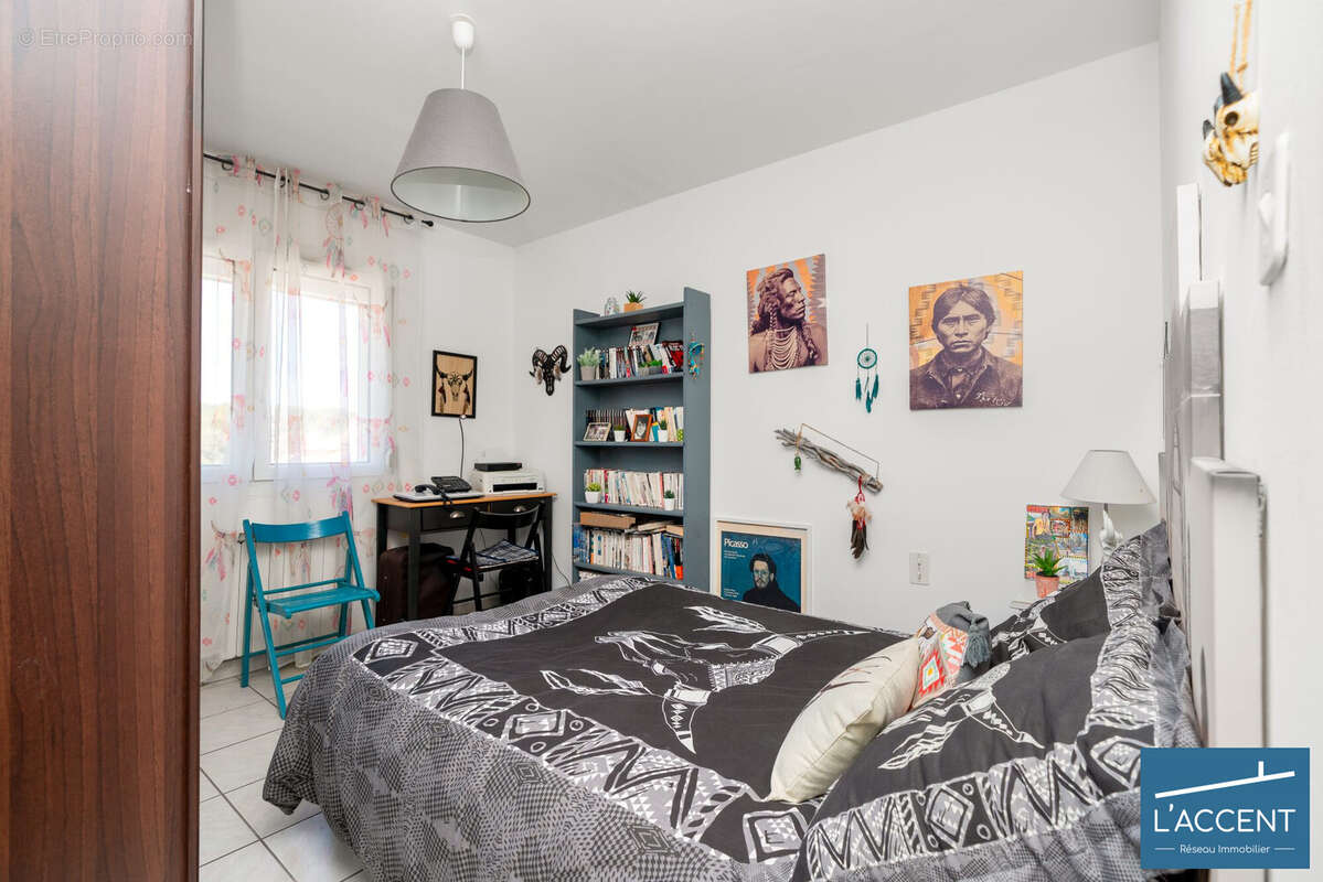 Appartement à UCHAUD