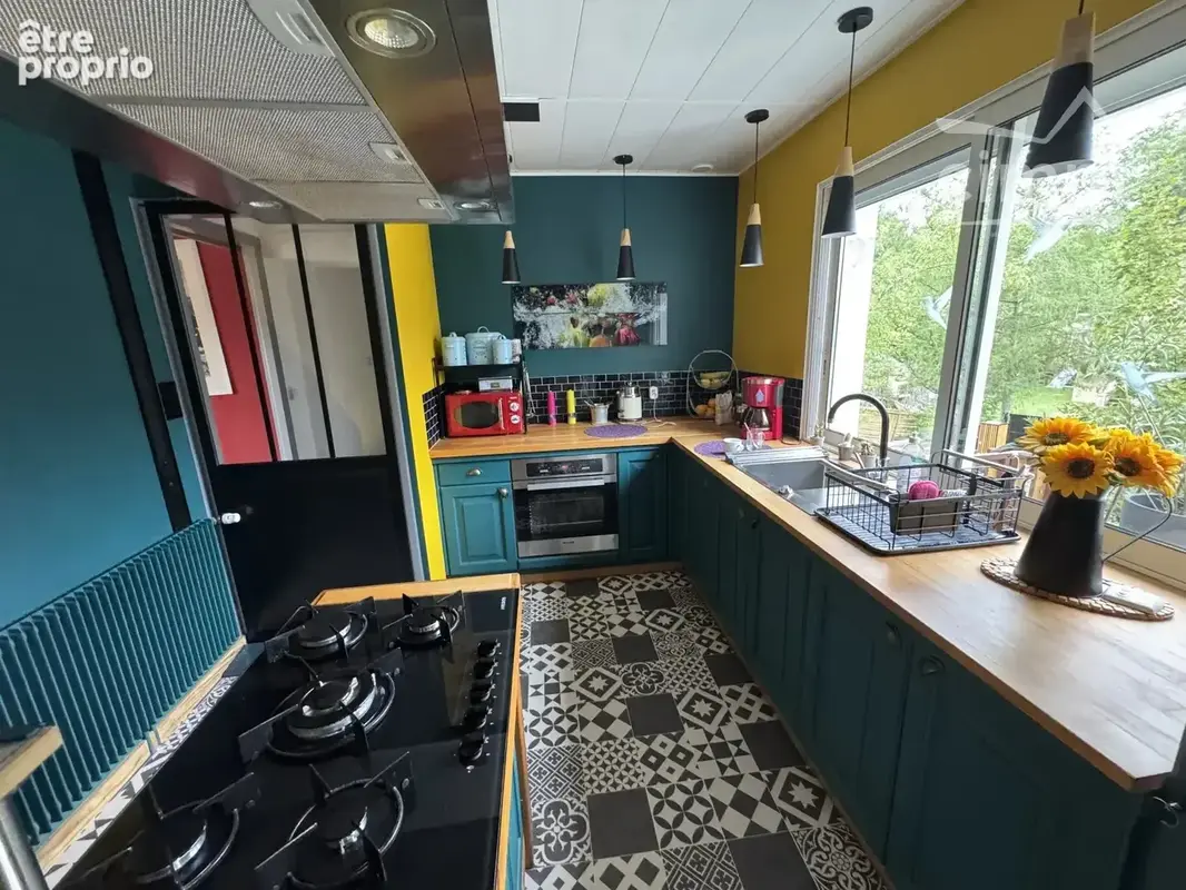 Maison individuelle avec garages et jardin - photo 8
