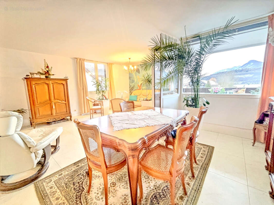 Appartement à DUINGT