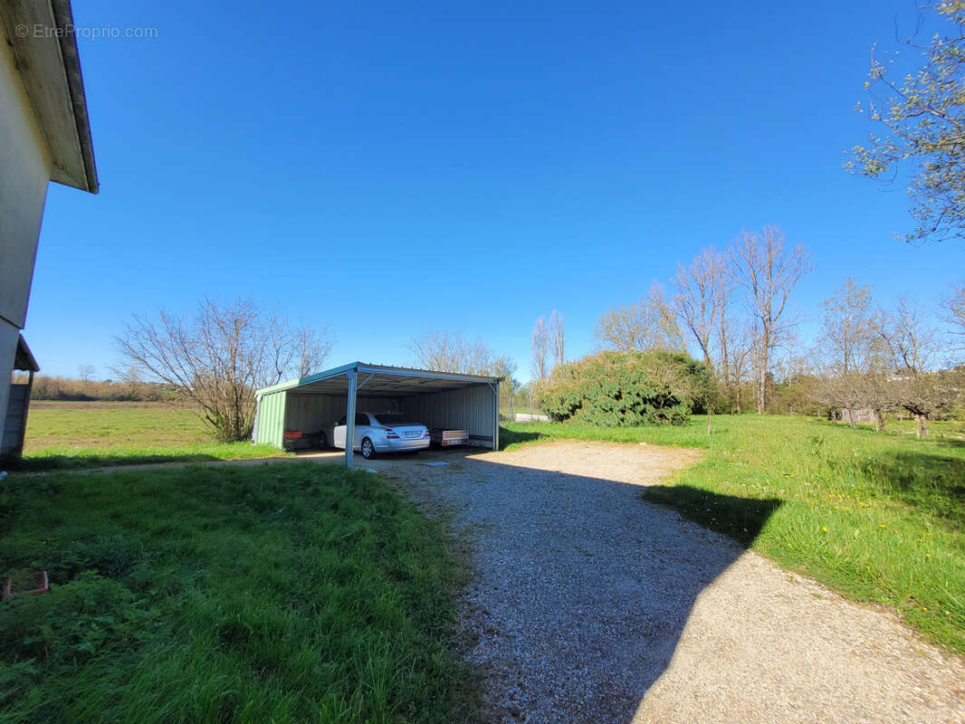 Maison à SAINTE-BAZEILLE