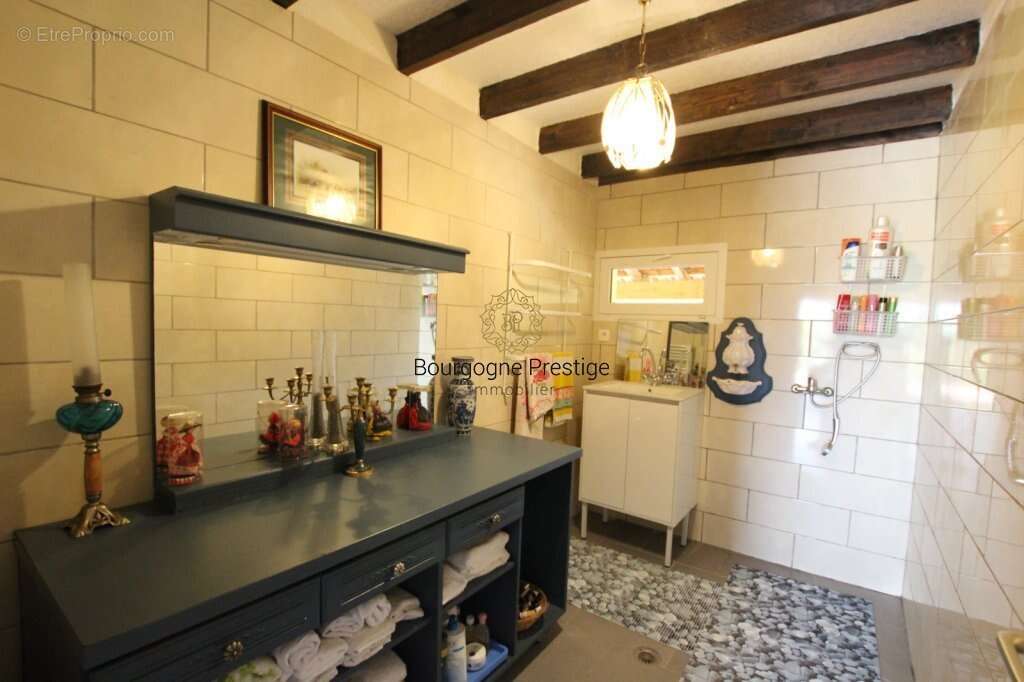 Maison à CUISERY