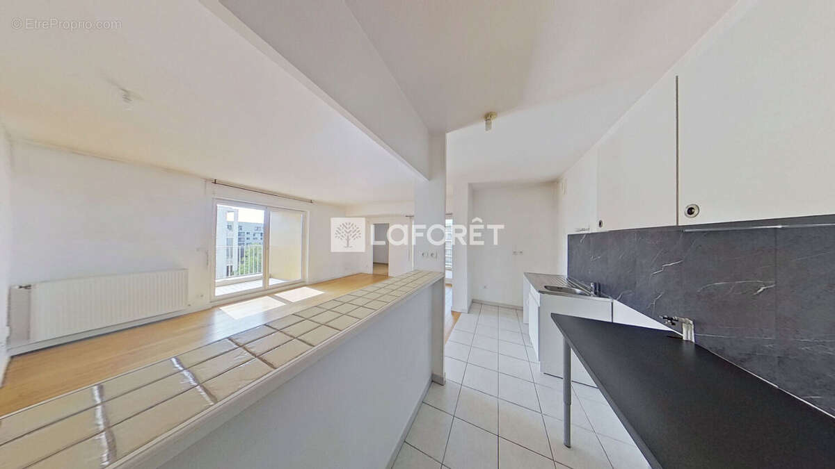 Appartement à LYON-8E