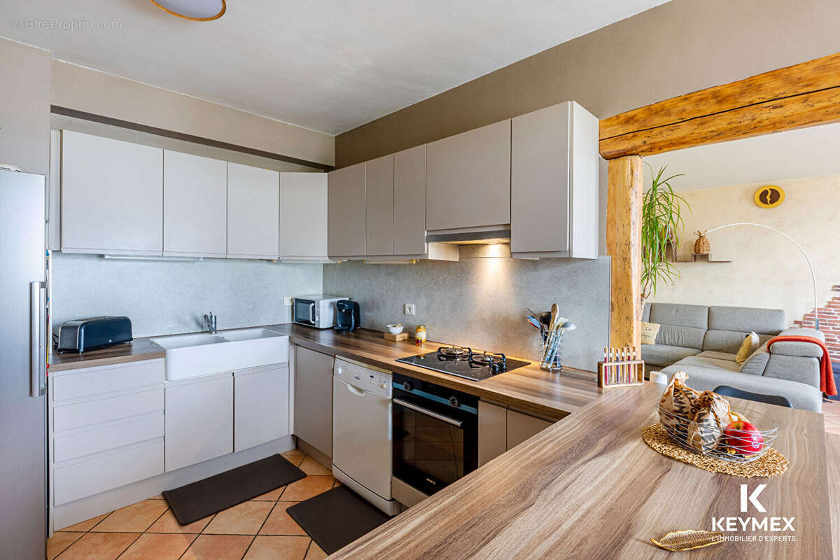 Maison  4 pièces 99 M²  et 110 m² utile ,3 chambres ,cour de 40 M² vue  sur les champs - photo 10