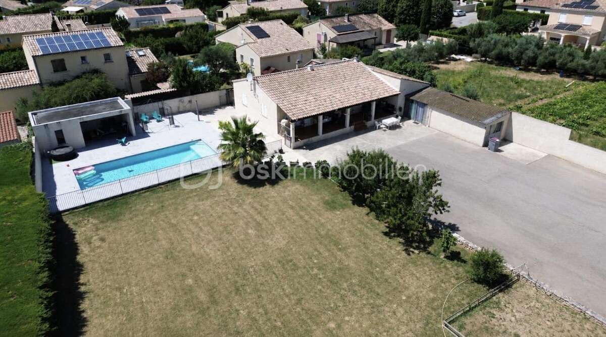 Maison à LAPALUD