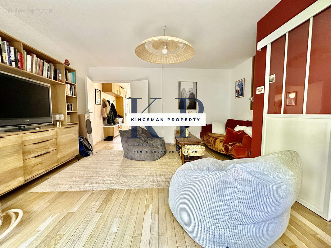Appartement à PARIS-19E