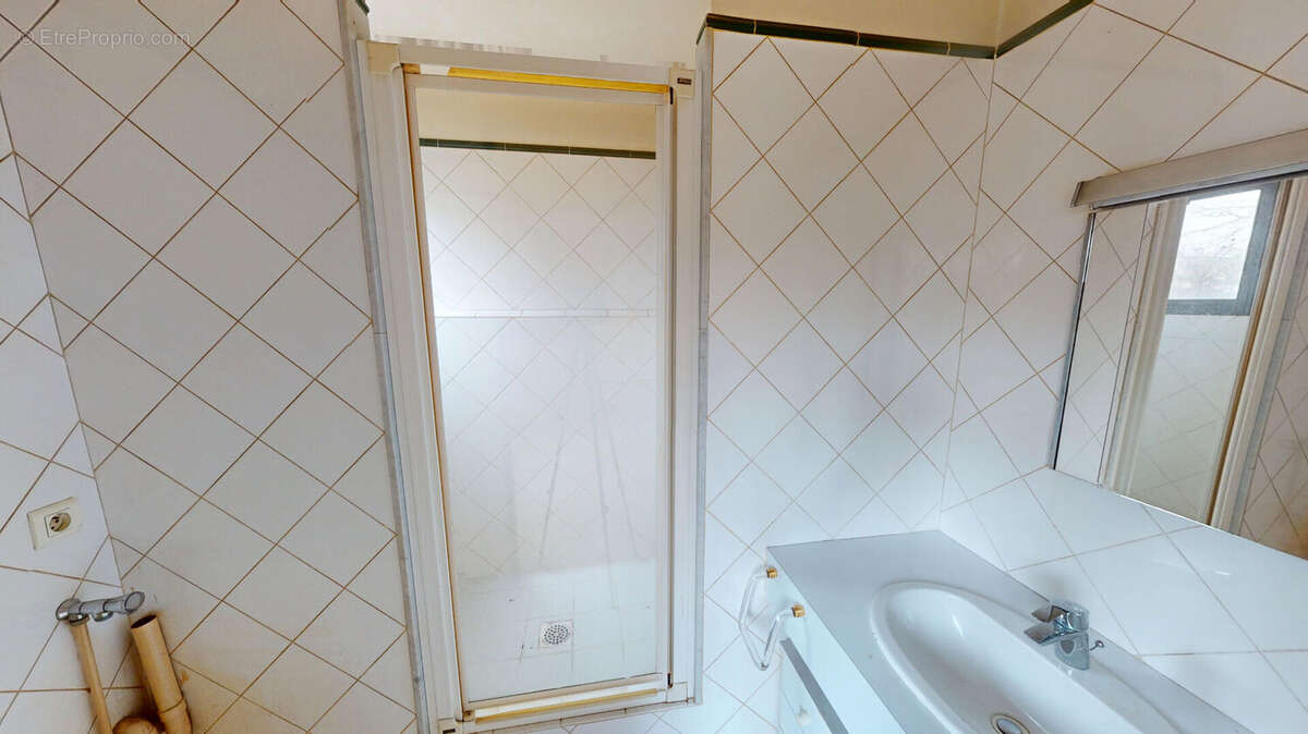 Appartement à PARIS-20E