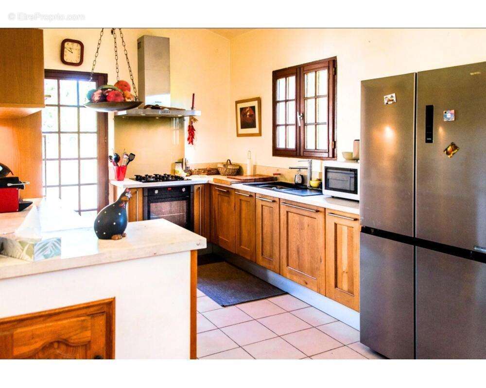 Maison à PLAN-DE-LA-TOUR