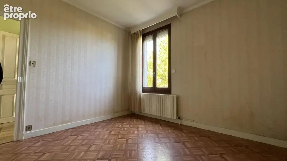 Maison des années 30 sur 1 532 m² de terrain - photo 7