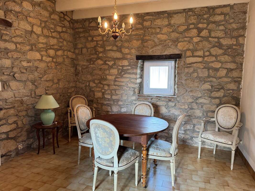 Maison à RIEC-SUR-BELON