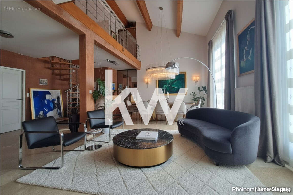 Appartement à SAINT-ETIENNE