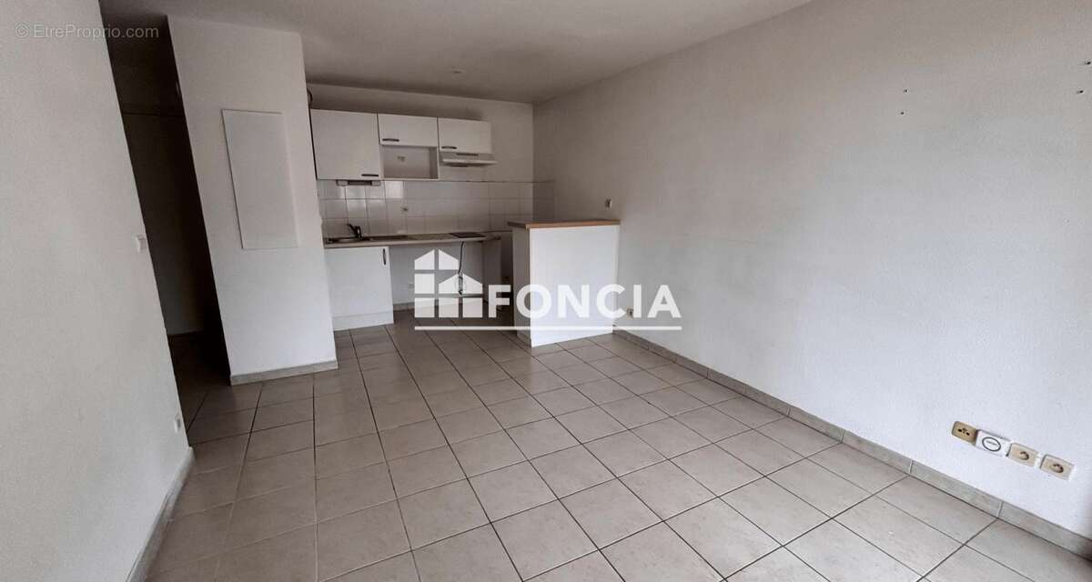 Appartement à CARCASSONNE