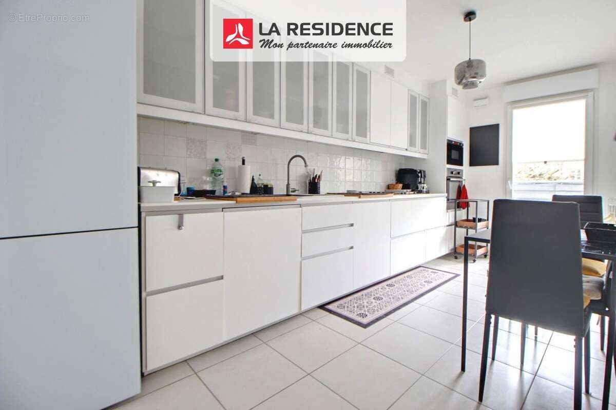 Appartement à VERNEUIL-SUR-SEINE