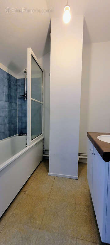 Appartement à SAINT-GENIS-LAVAL