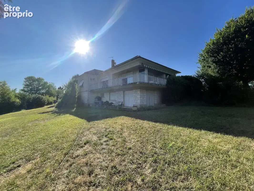 Maison à FIGEAC
