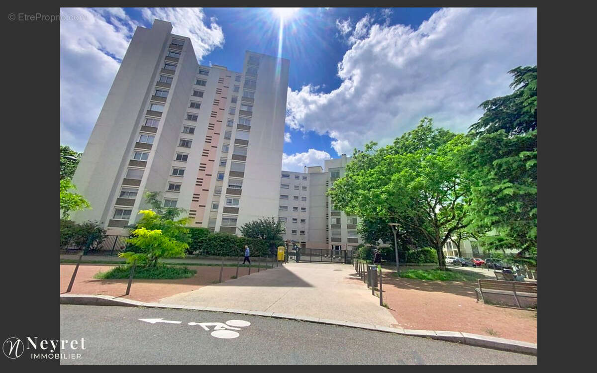 Appartement à LYON-8E