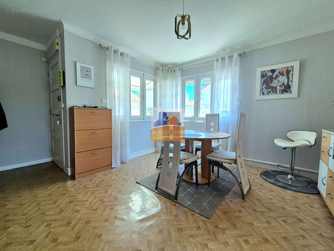 Maison à BOUGUENAIS