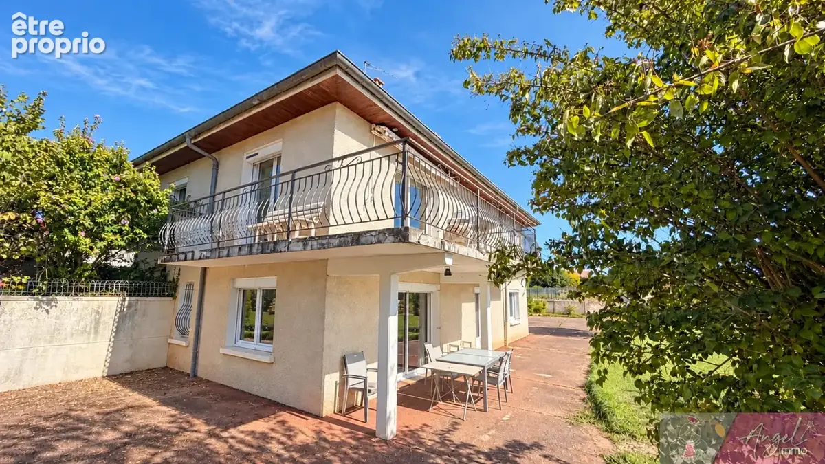 Maison lumineuse à Orchamps, 919 m2 de terrain, terrain clôturé - photo 20