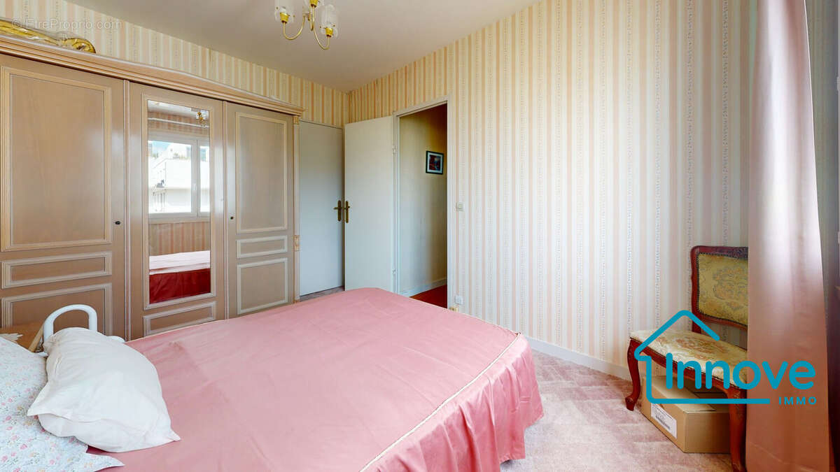 Appartement à VERSAILLES
