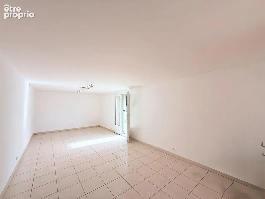 Maison T6 - 168 m² + Hangar 355 m² - Puissalicon - photo 12