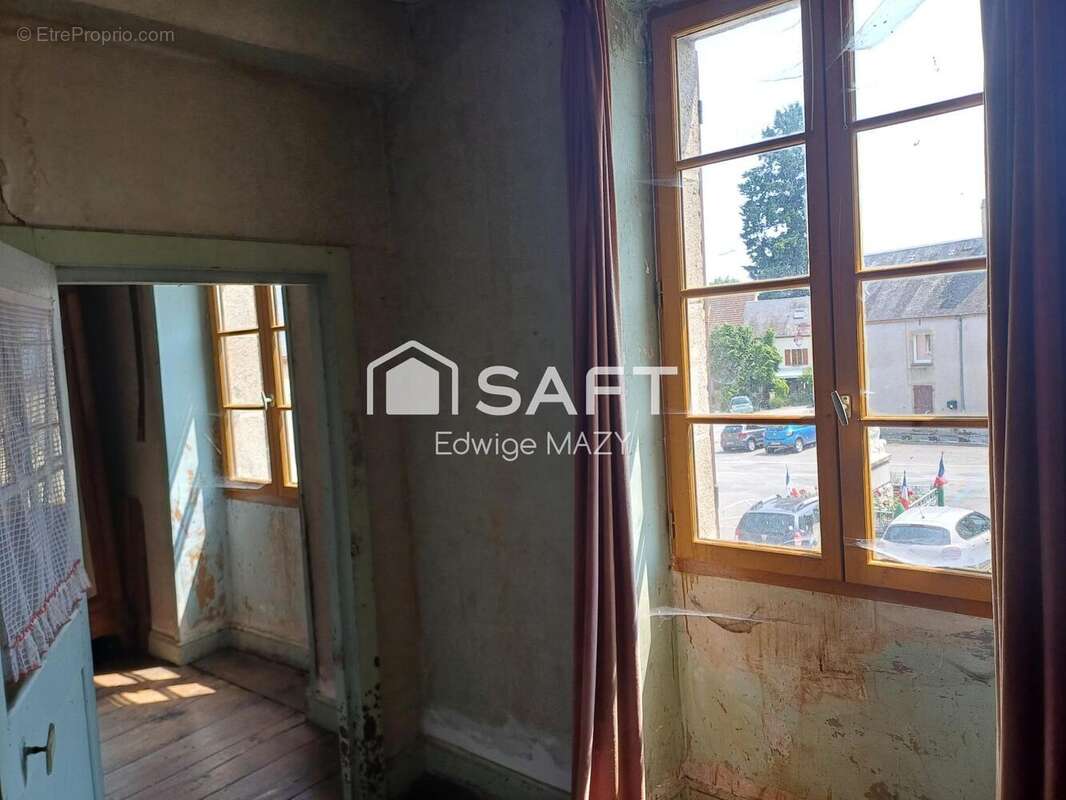 Photo 9 - Maison à PEYRAT-LA-NONIERE