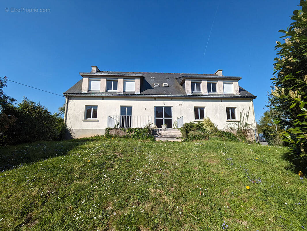 Appartement à PEAULE