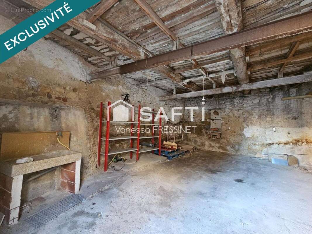 Photo 2 - Parking à SAINT-PARGOIRE