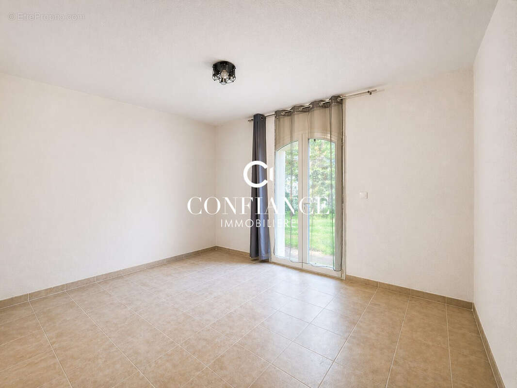 Maison 140 m² à Pierrefeu  - photo 9