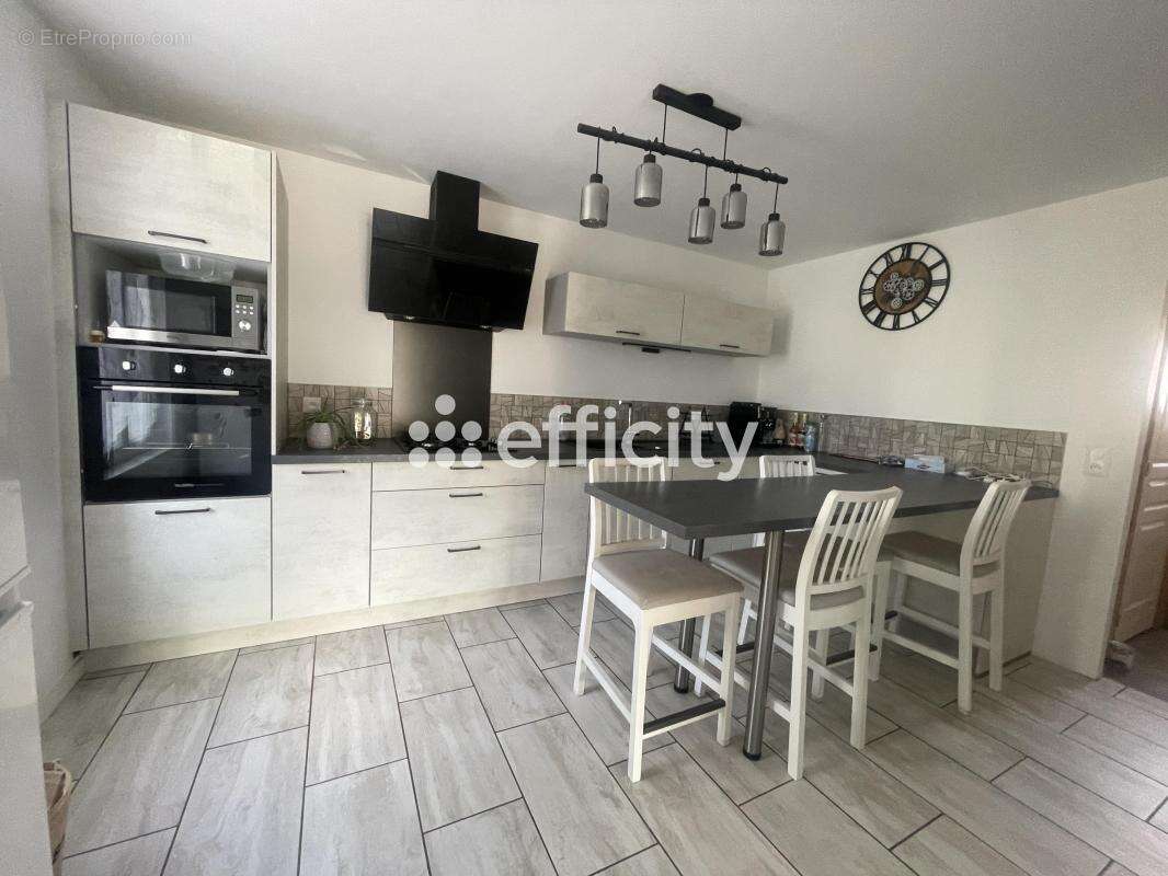 Maison 80 m² à Culhat  - photo 2