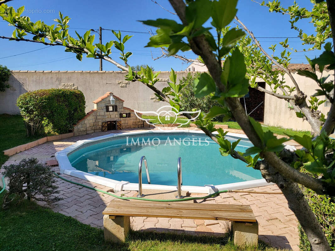 Maison à COURNONTERRAL