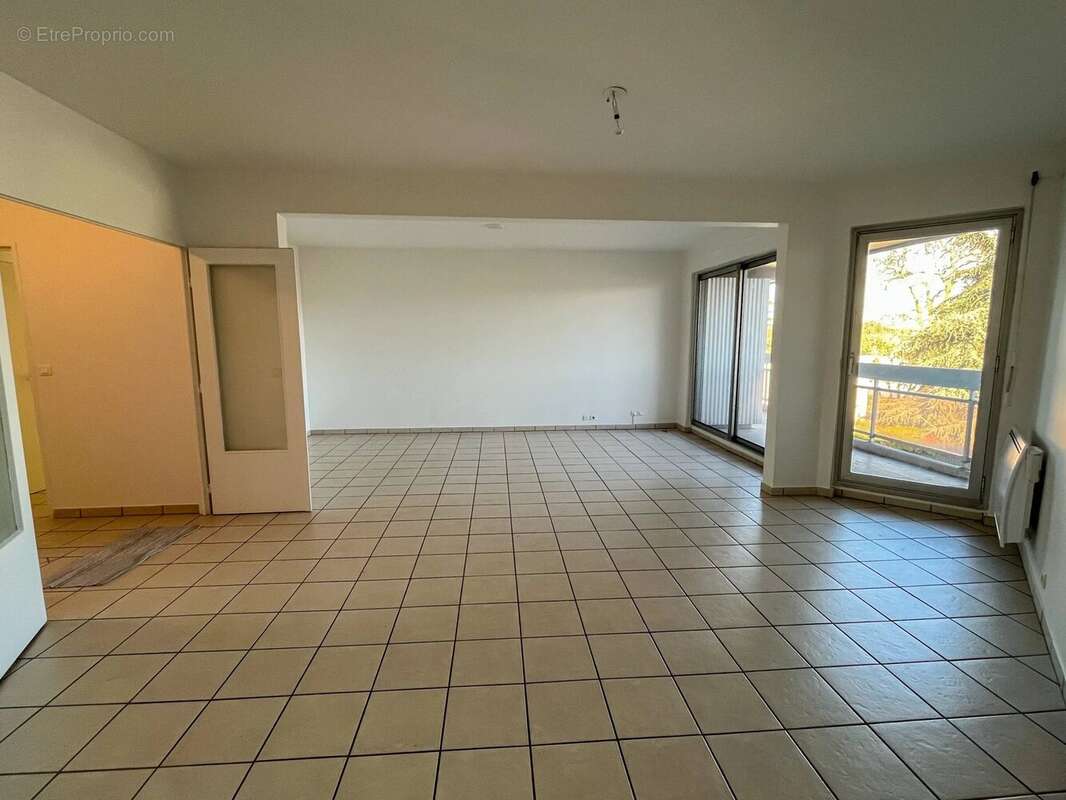 Appartement à LIVRY-GARGAN