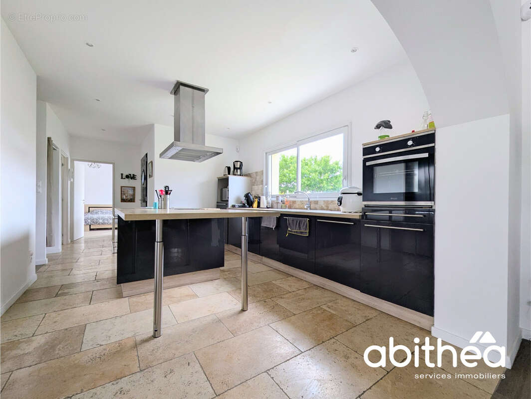 Maison à BOUNIAGUES