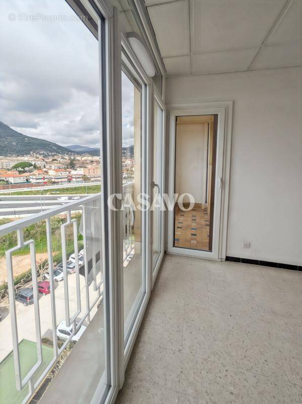 Appartement à LA VALETTE-DU-VAR