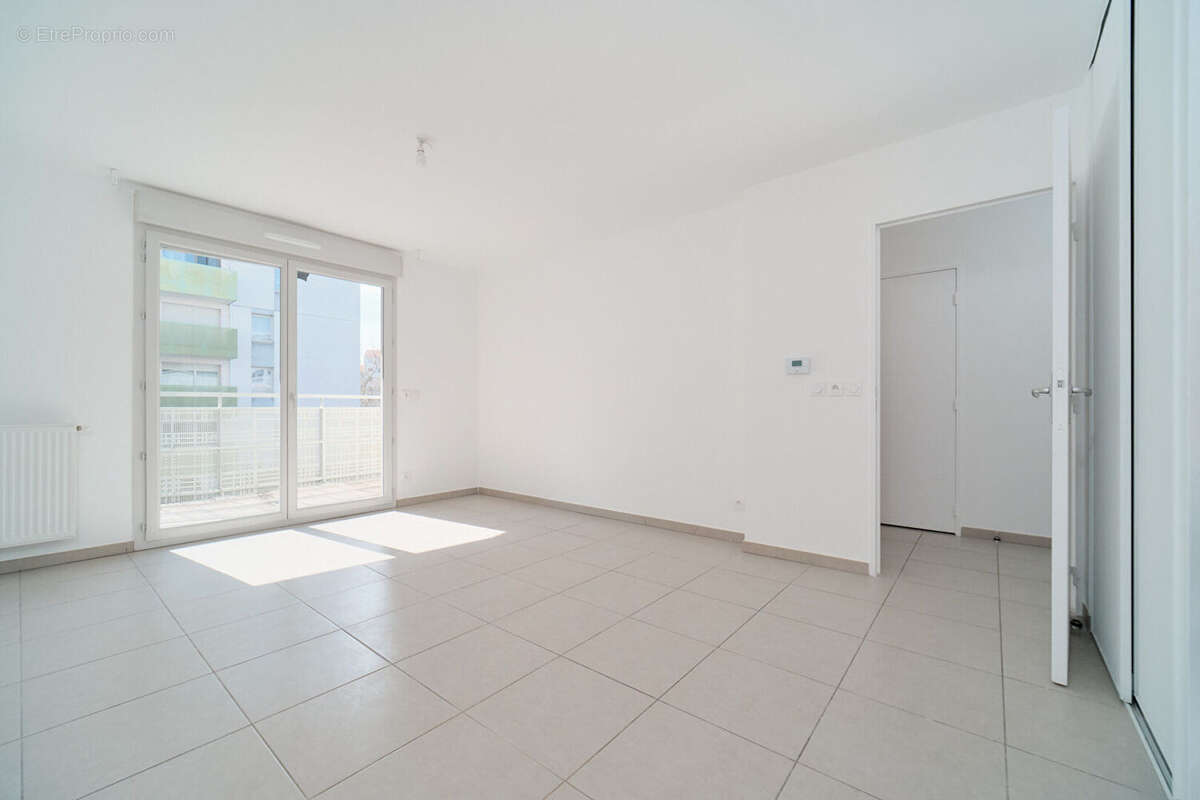 Appartement à LYON-8E