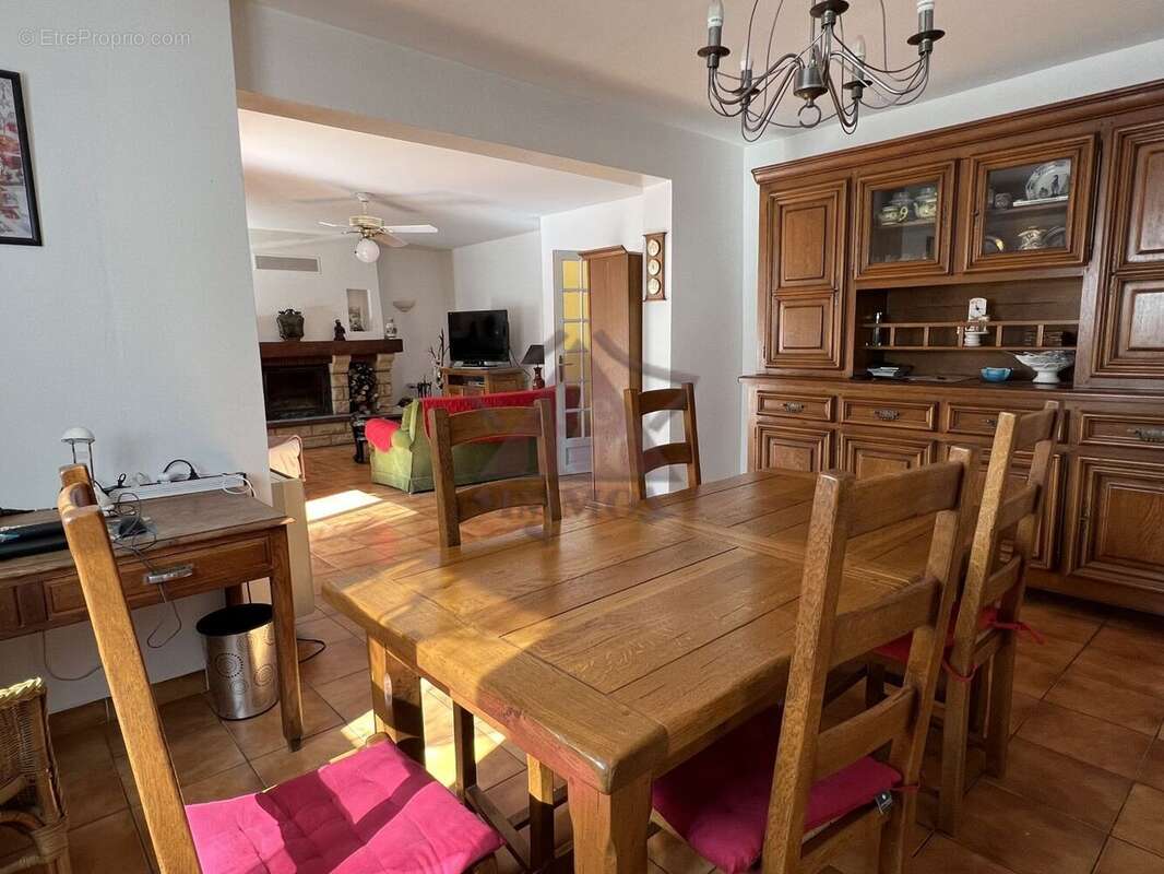 Maison à MOLIERES-SUR-CEZE