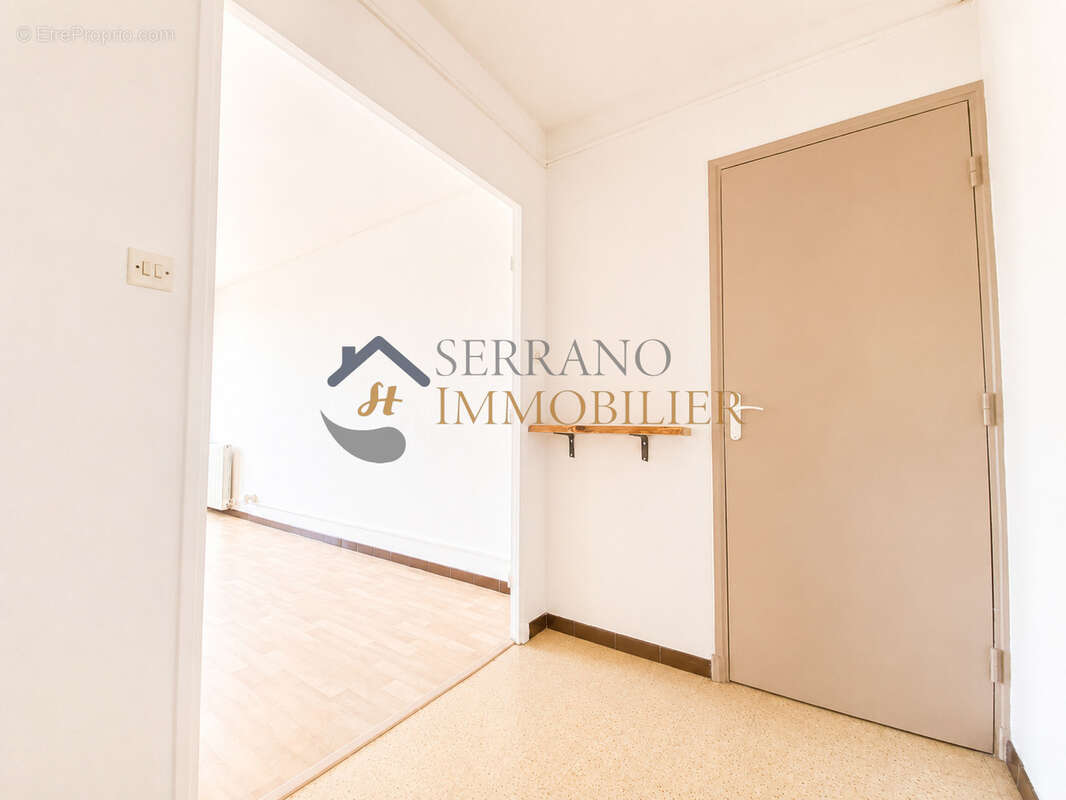 Appartement T4 73 m2 avec balcon et cave - photo 10